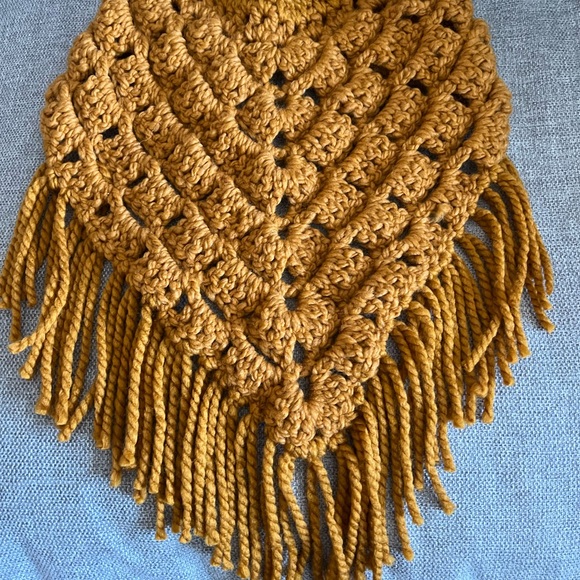 HAND MADE CROCHET NECK WOOL $35 EACH ONE - Picture 9 of 13